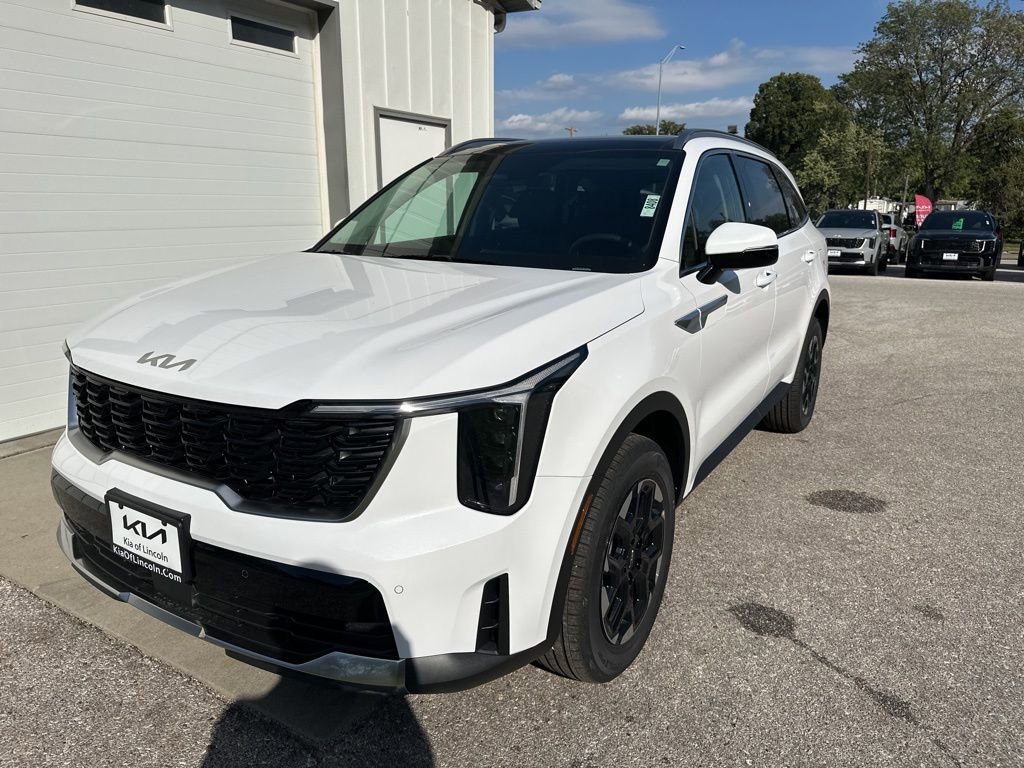 New 2026 Kia Sorento S w/ S Panoramic Sunroof Package image 9