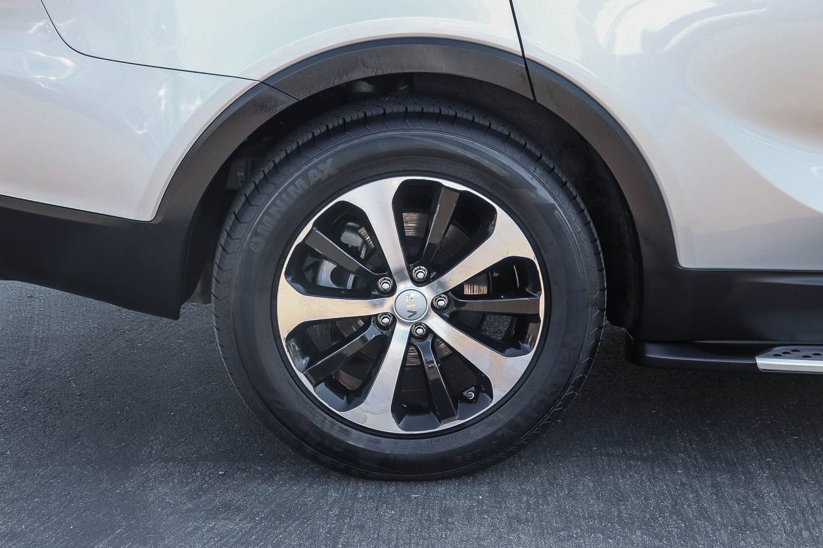 Used 2016 Kia Sorento EX AWD/4WD image 9