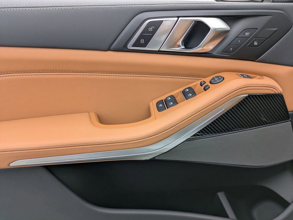 New 2026 BMW X5 M60i w/ Climate Comfort Package image 11