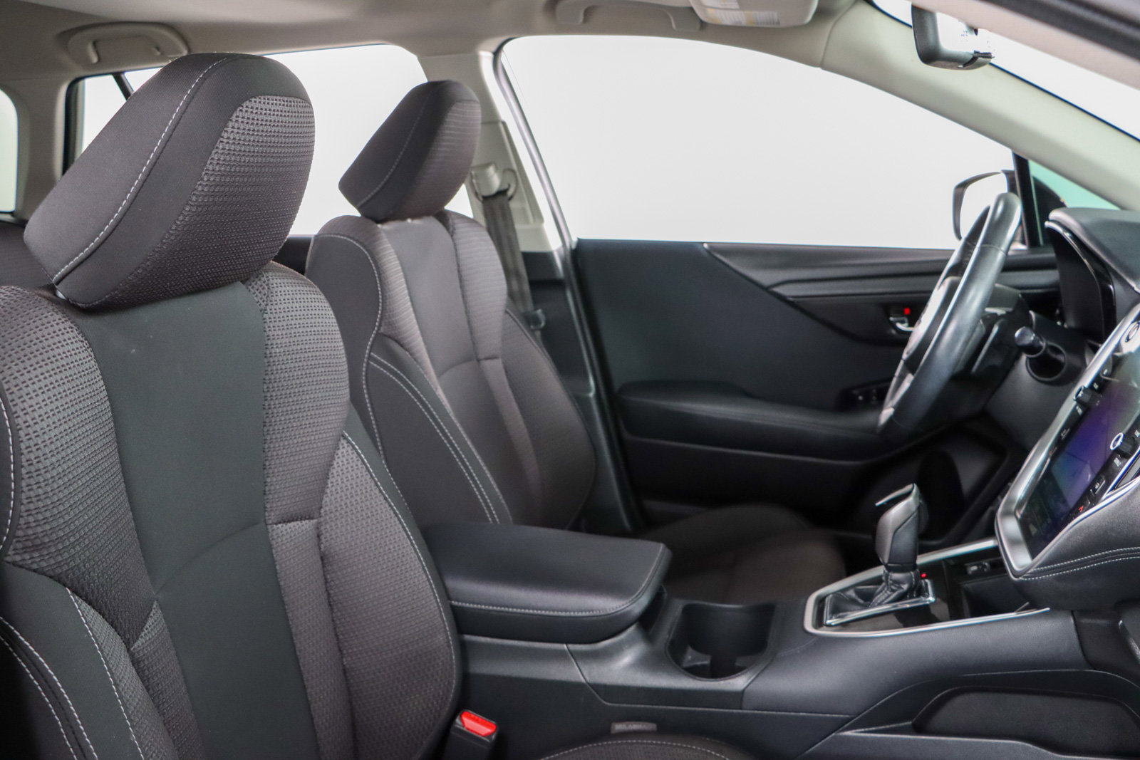 Used 2023 Subaru Outback Premium image 27