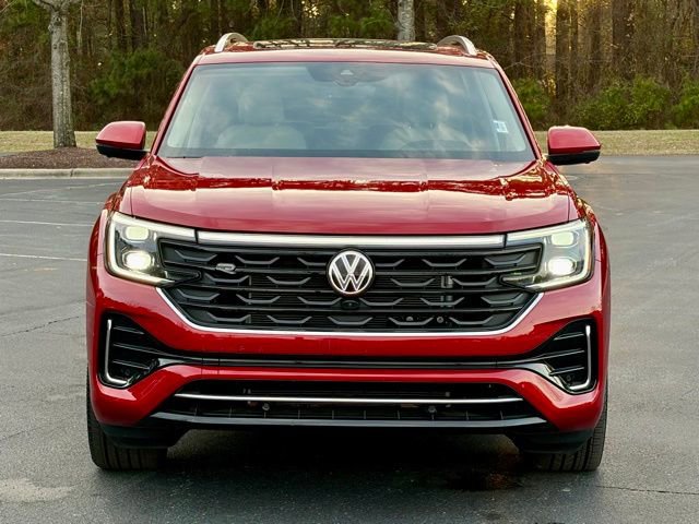 Used 2025 Volkswagen Atlas SEL Premium R-Line image 12