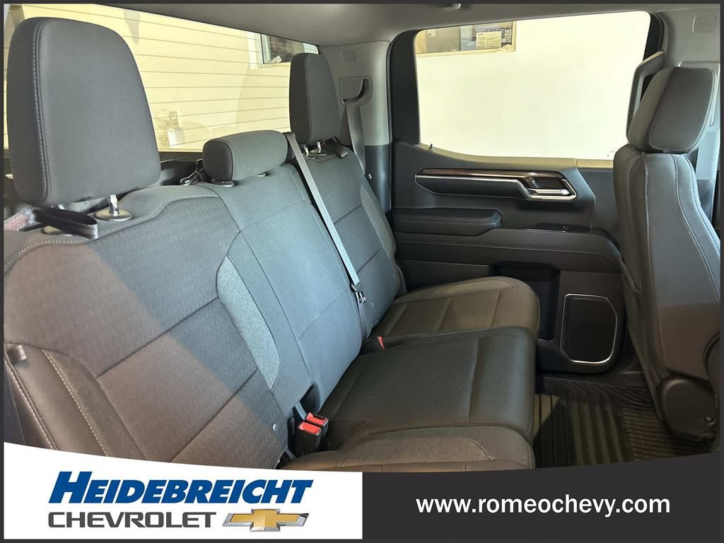 Certified 2024 Chevrolet Silverado 1500 LT AWD/4WD image 31
