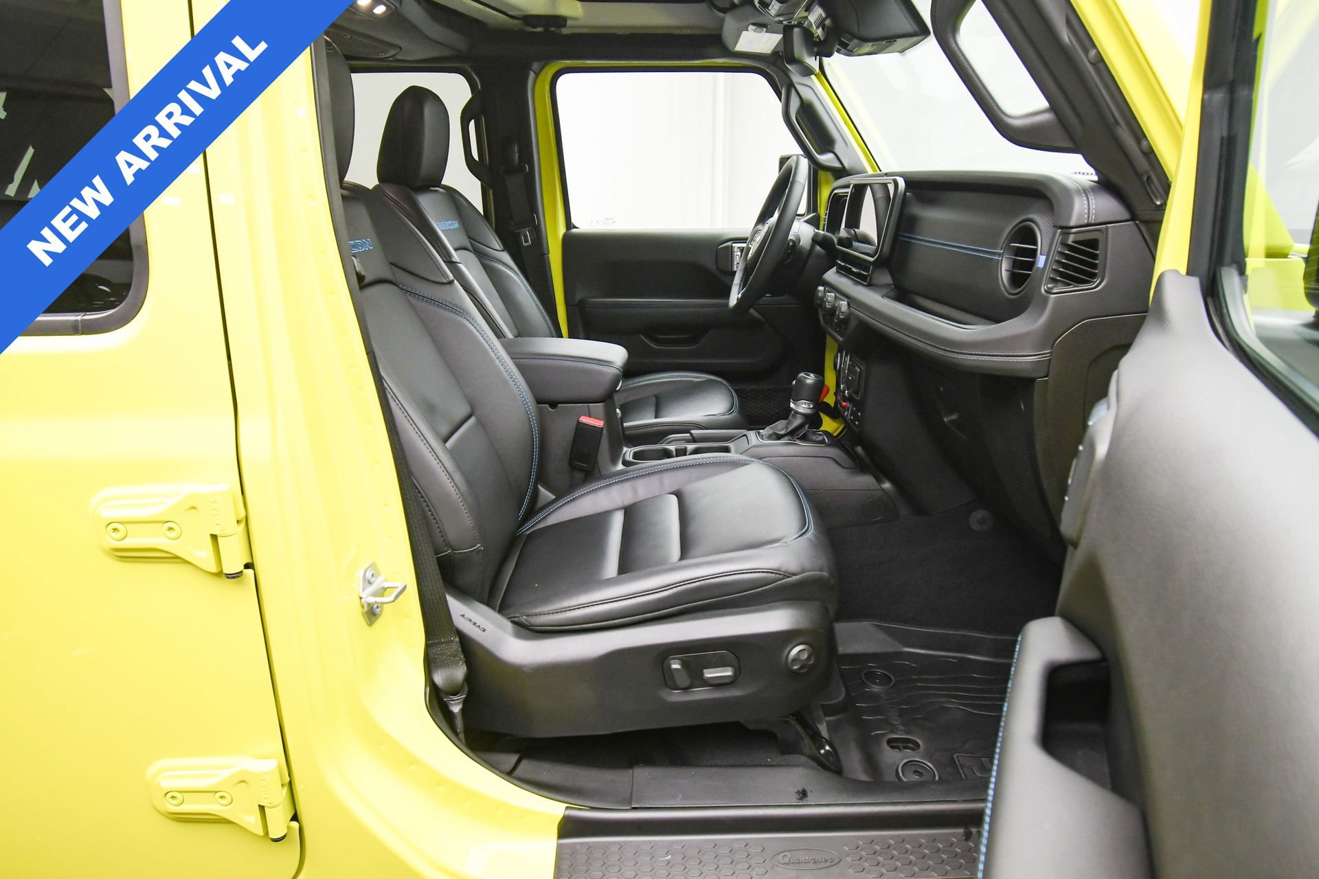 Used 2024 Jeep Wrangler Unlimited Rubicon 4xe image 44