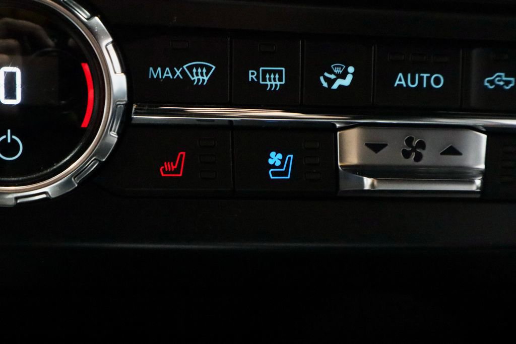 Certified 2022 Ford F250 Lariat w/ Lariat Ultimate Package AWD/4WD image 5