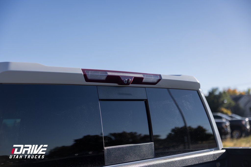 Used 2021 GMC Sierra 1500 AT4 w/ AT4 Premium Package image 18