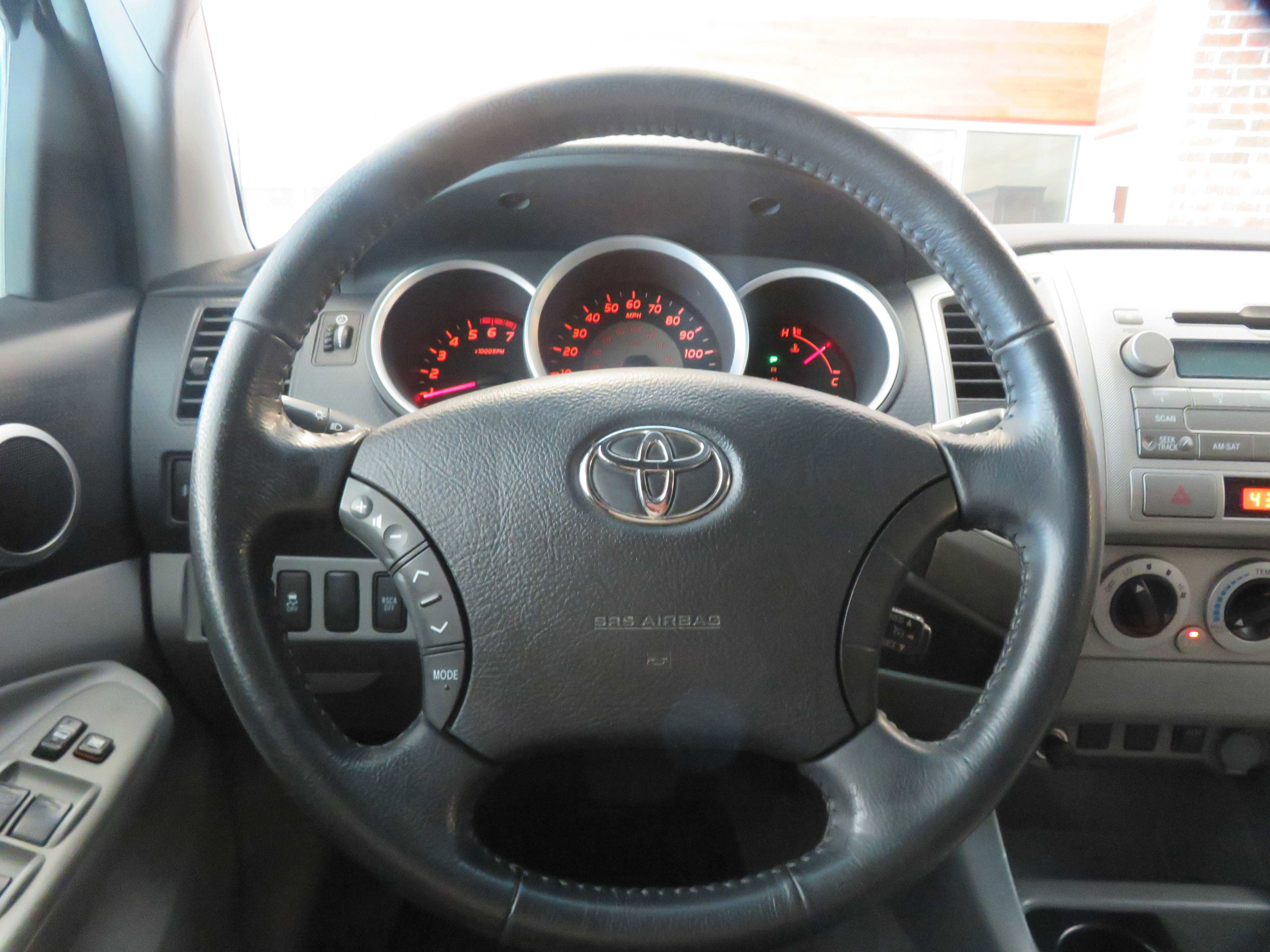 Used 2010 Toyota Tacoma PreRunner RWD image 30