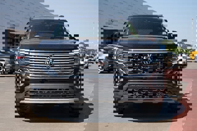 New 2026 Volkswagen Atlas SE image 8