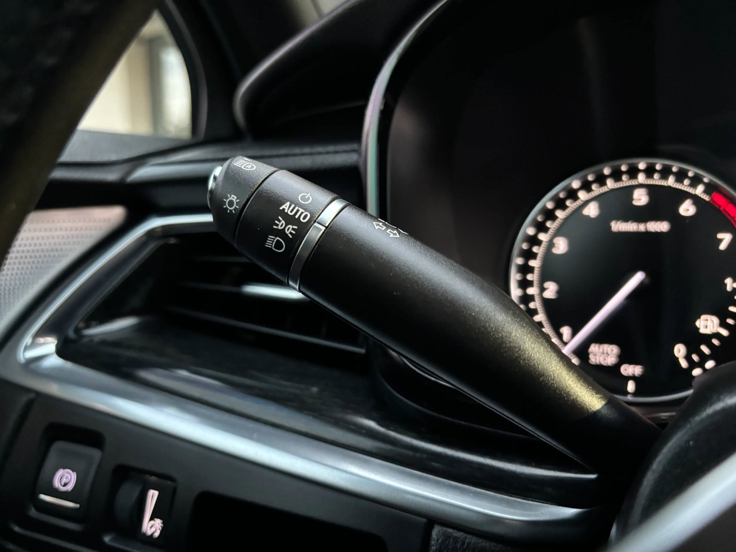 Used 2020 Cadillac XT5 Premium Luxury image 27