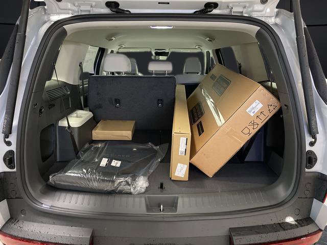 New 2026 Hyundai Santa Fe SE image 12