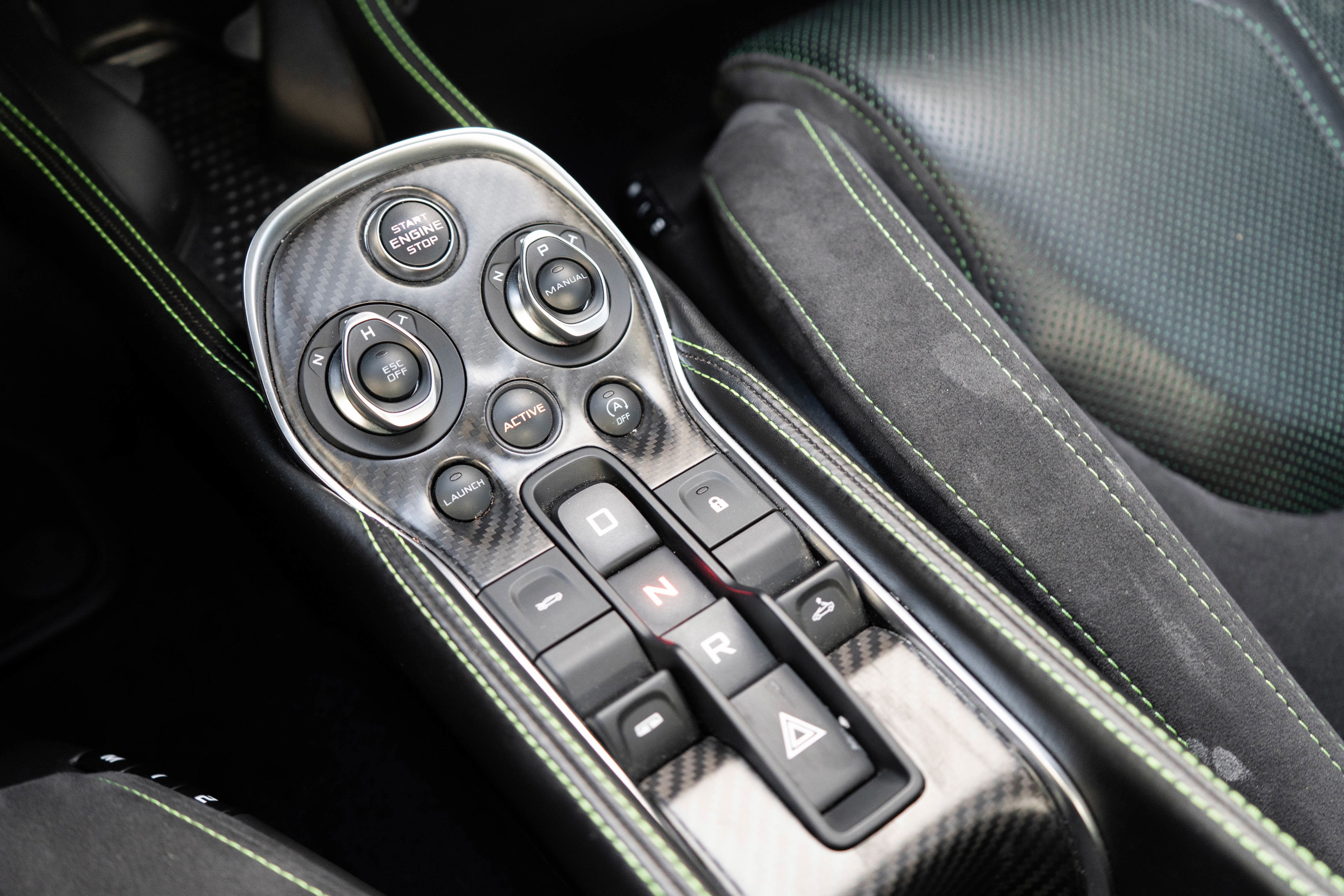 Used 2018 McLaren 570S Spider RWD image 19