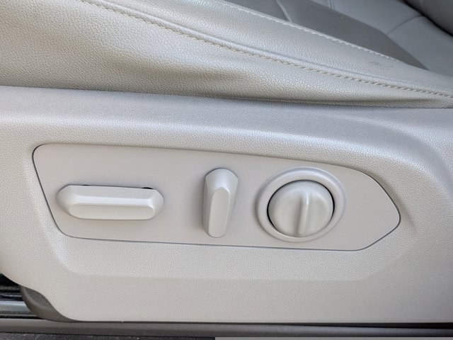 Used 2021 Chevrolet Silverado 1500 LTZ image 20