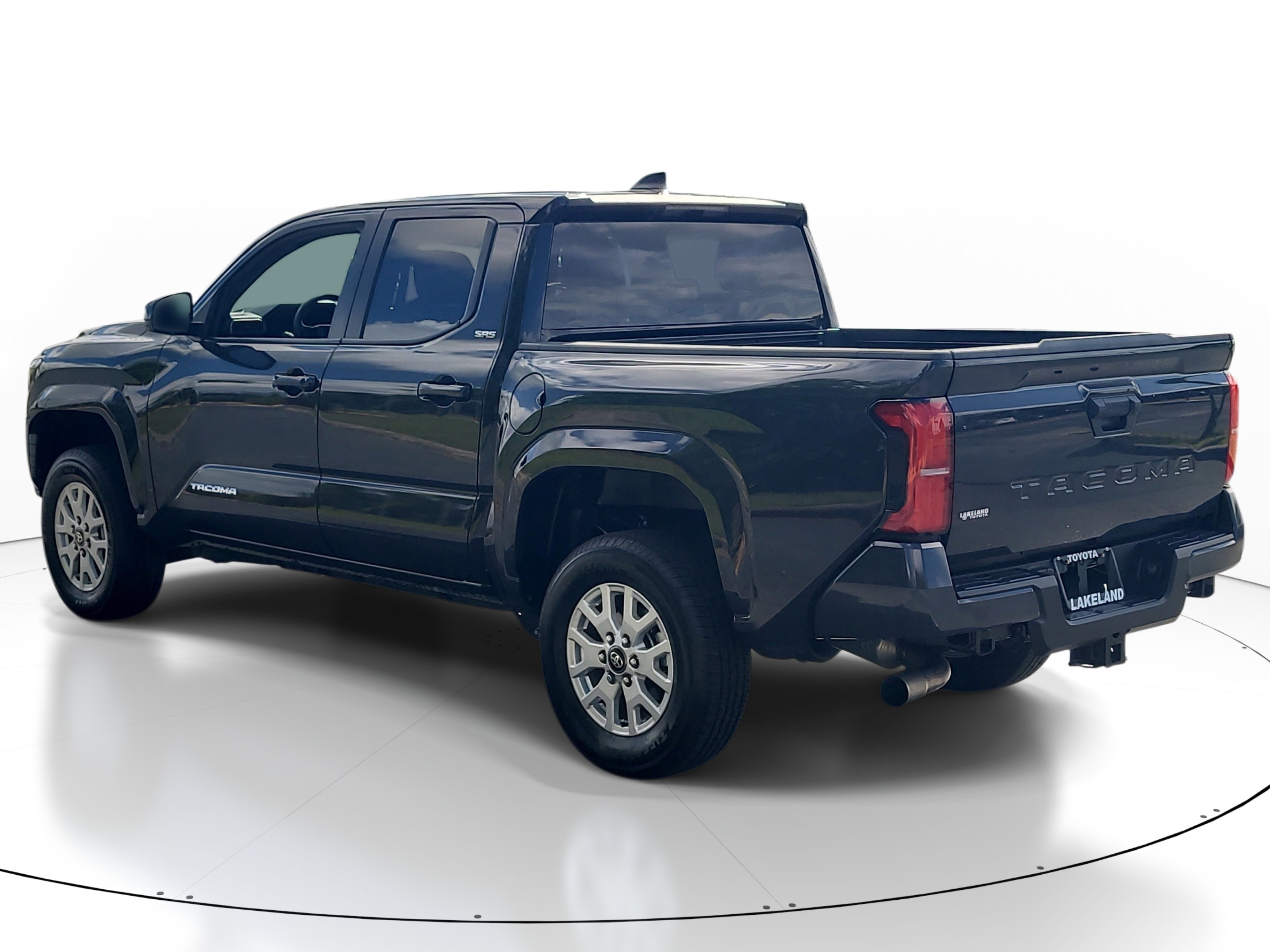 Used 2024 Toyota Tacoma SR5 image 5