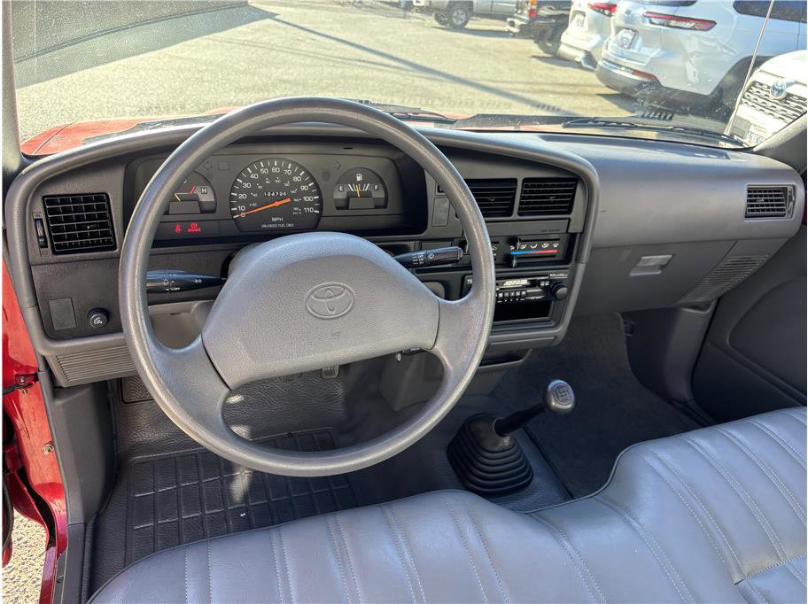 Used 1993 Toyota Pickup 2WD Regular Cab image 8