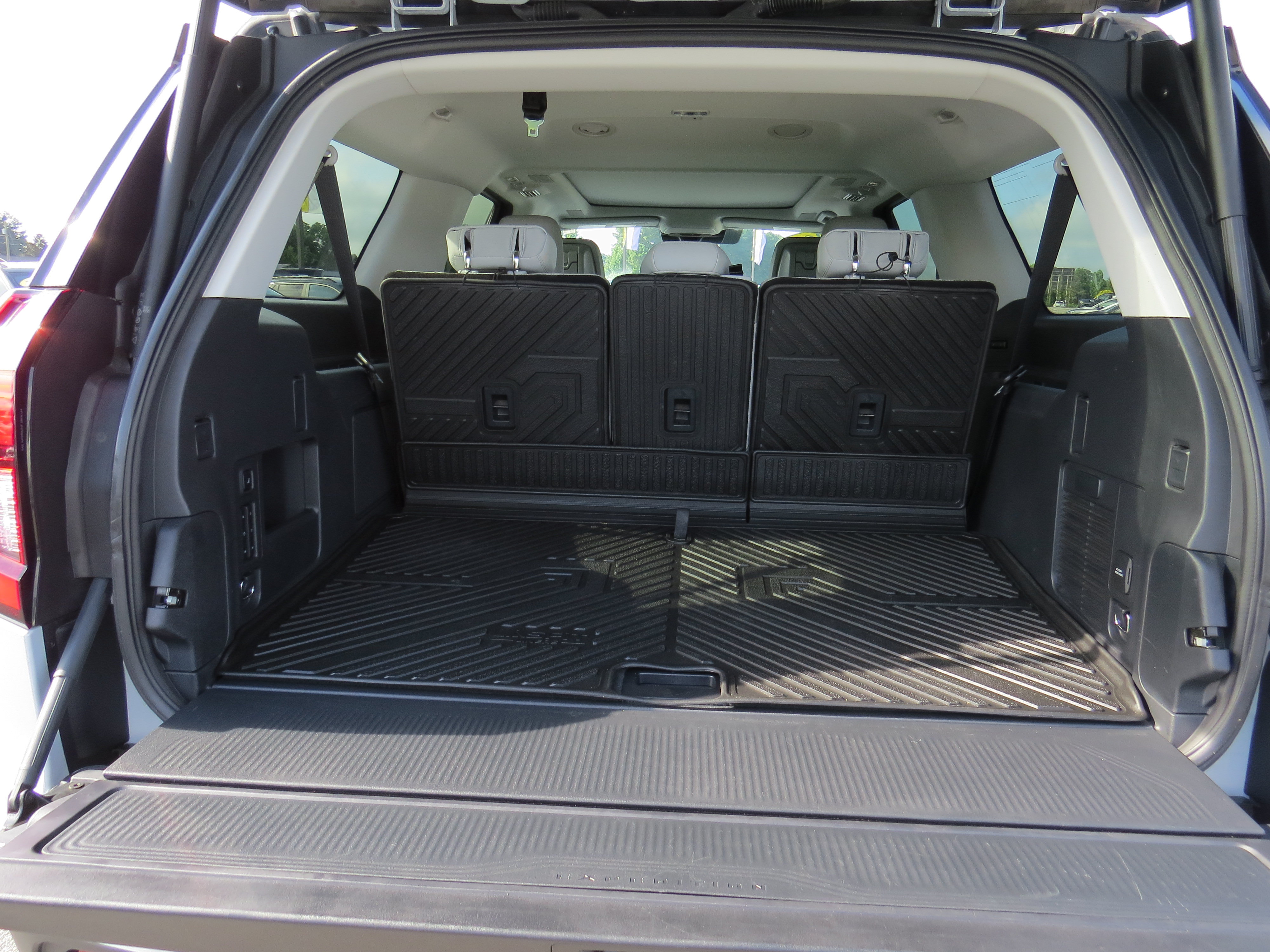 Used 2026 Ford Expedition Max Platinum w/ Driver's Package AWD/4WD image 13
