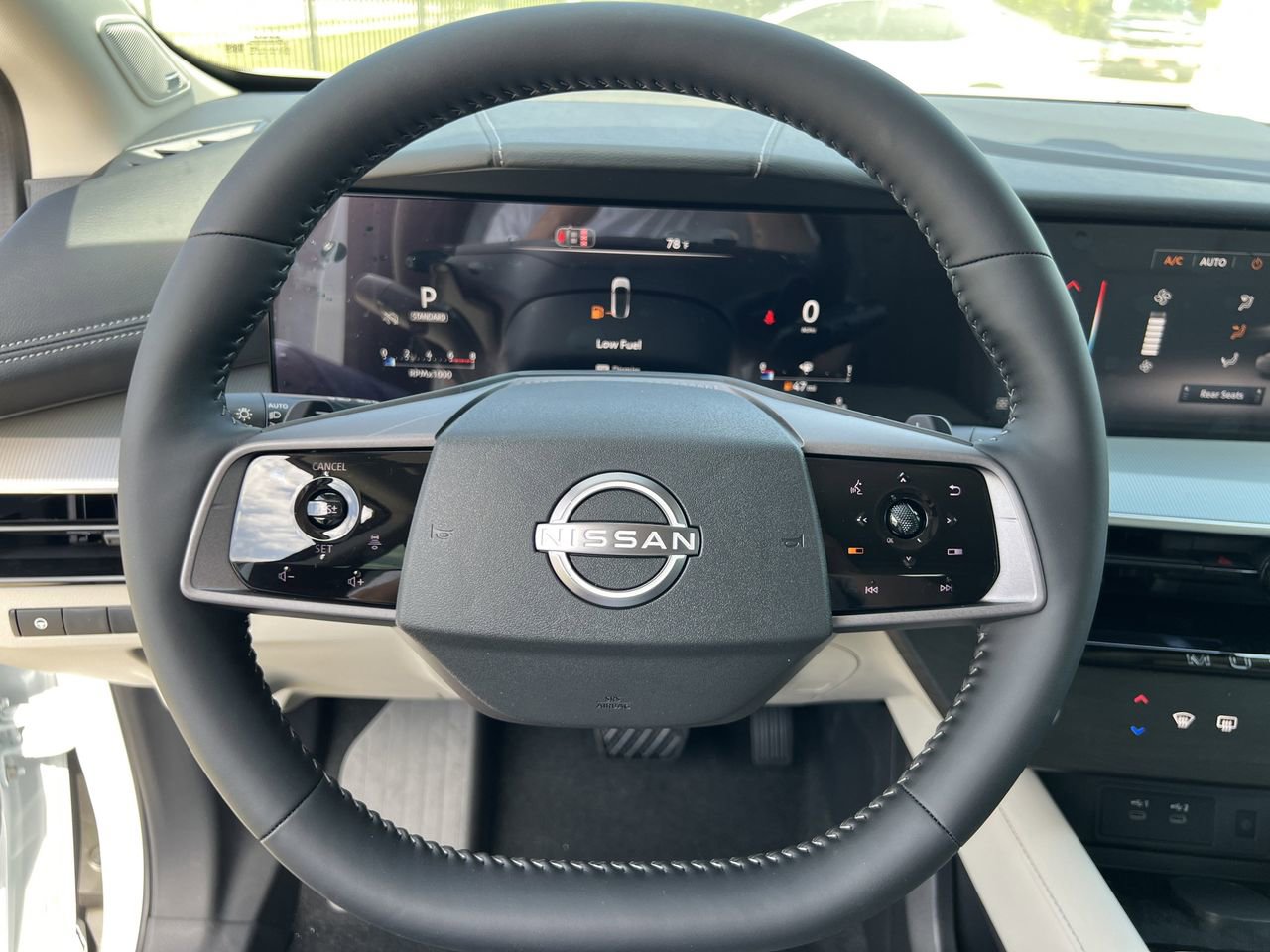 New 2026 Nissan Murano SL image 10