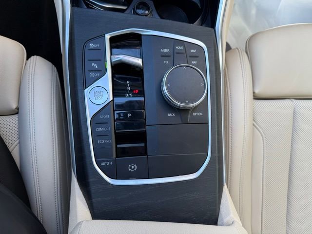 Used 2024 BMW 330i xDrive Sedan w/ Premium Package image 10