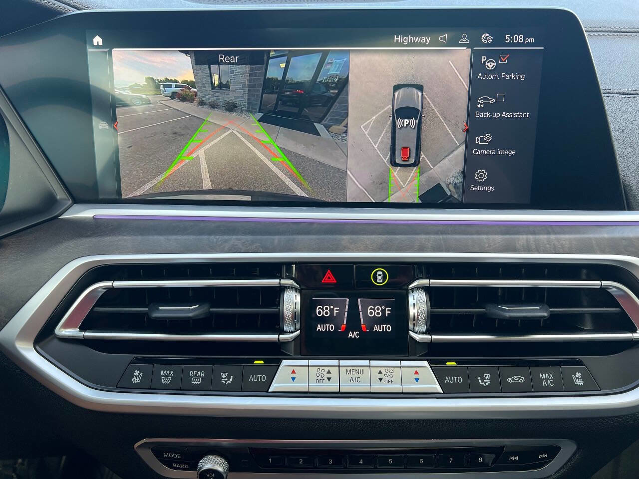 Used 2022 BMW X7 xDrive40i w/ M Sport Package image 12