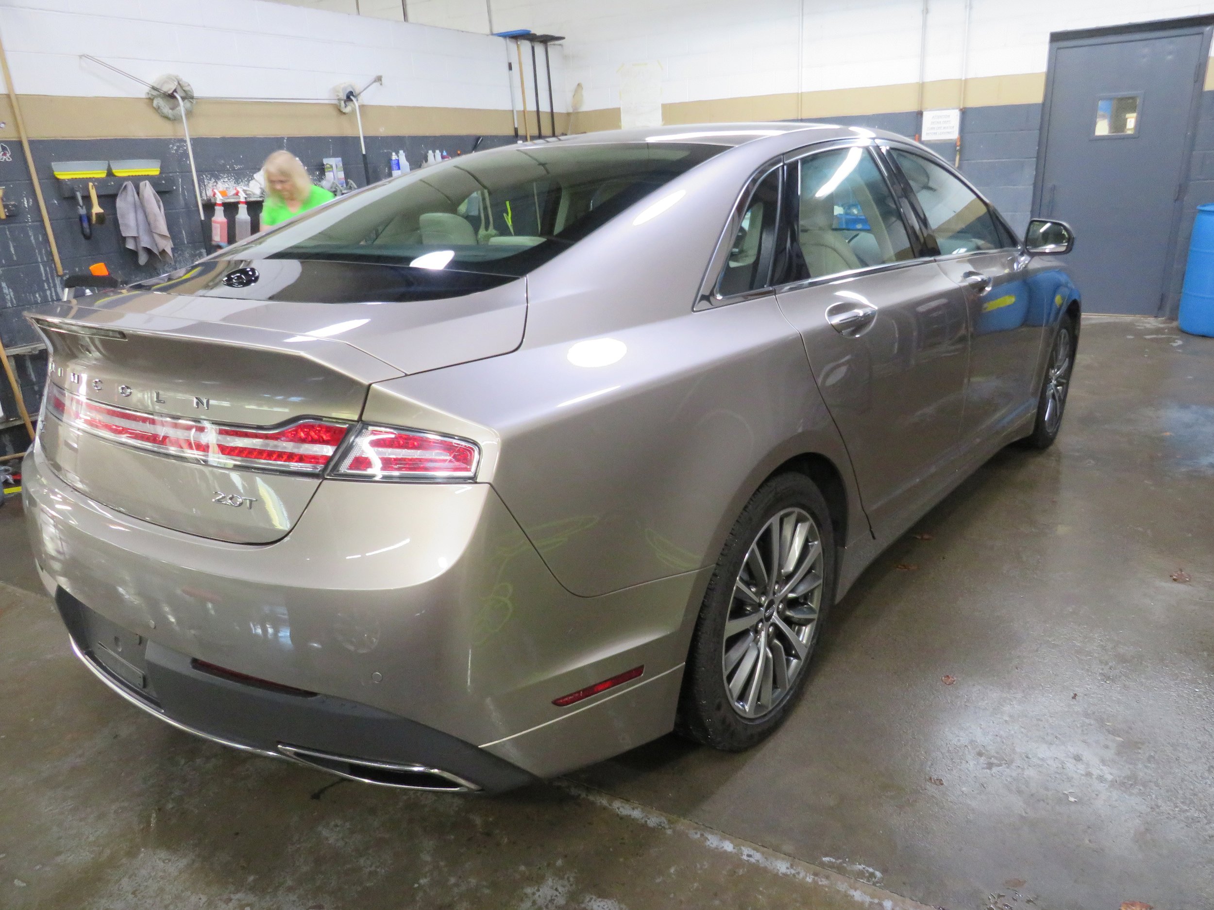 Used 2020 Lincoln MKZ w/ Convenience Package FWD video 5