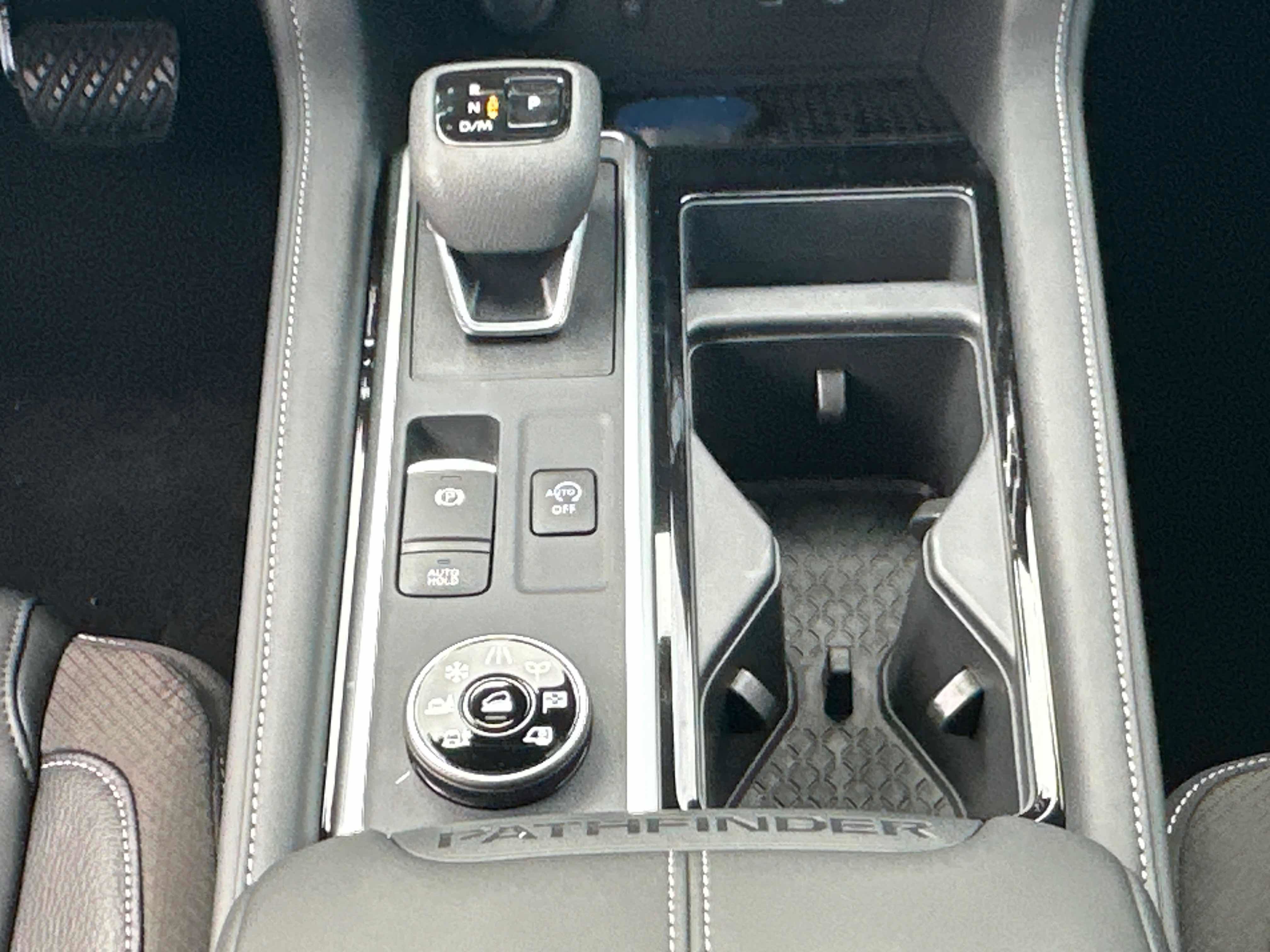 New 2026 Nissan Pathfinder SL AWD/4WD image 33