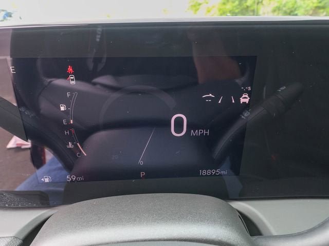 Used 2024 Buick Encore GX Avenir w/ Avenir Technology Package FWD image 18