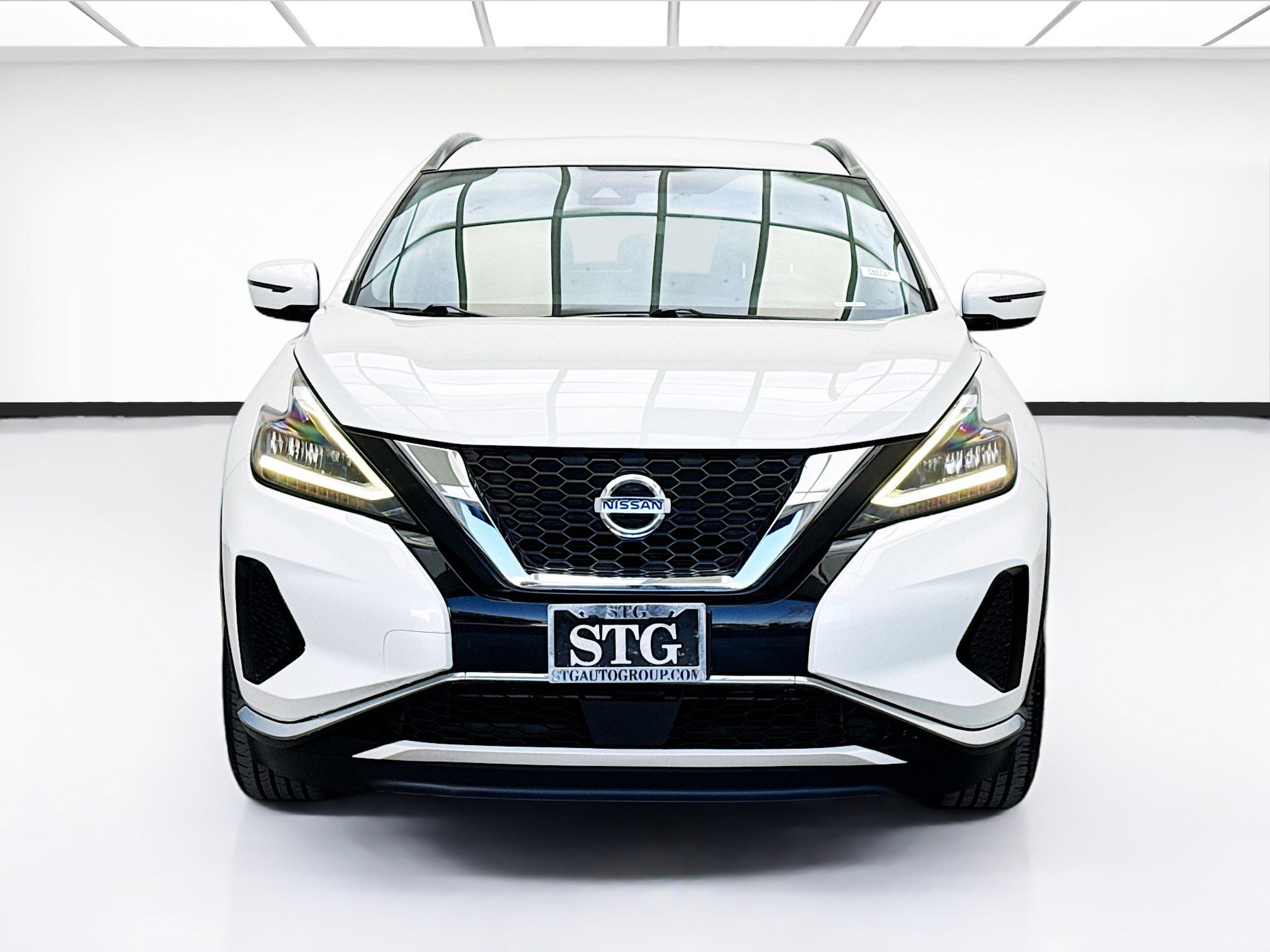 Used 2020 Nissan Murano SV AWD/4WD image 2