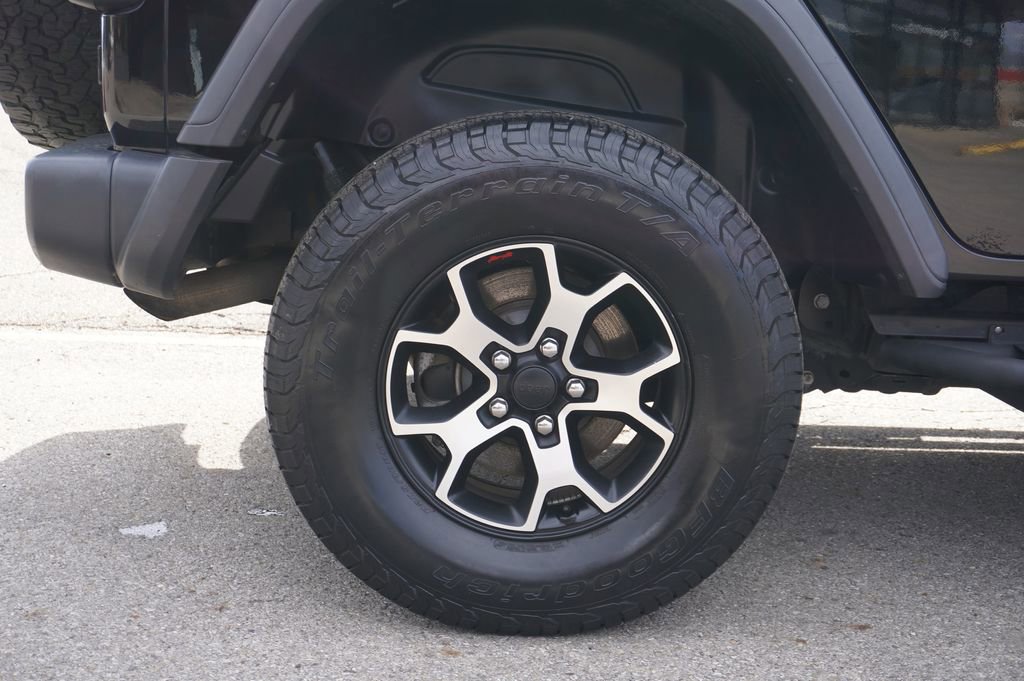 Used 2020 Jeep Wrangler Unlimited Rubicon w/ Cold Weather Group AWD/4WD image 12