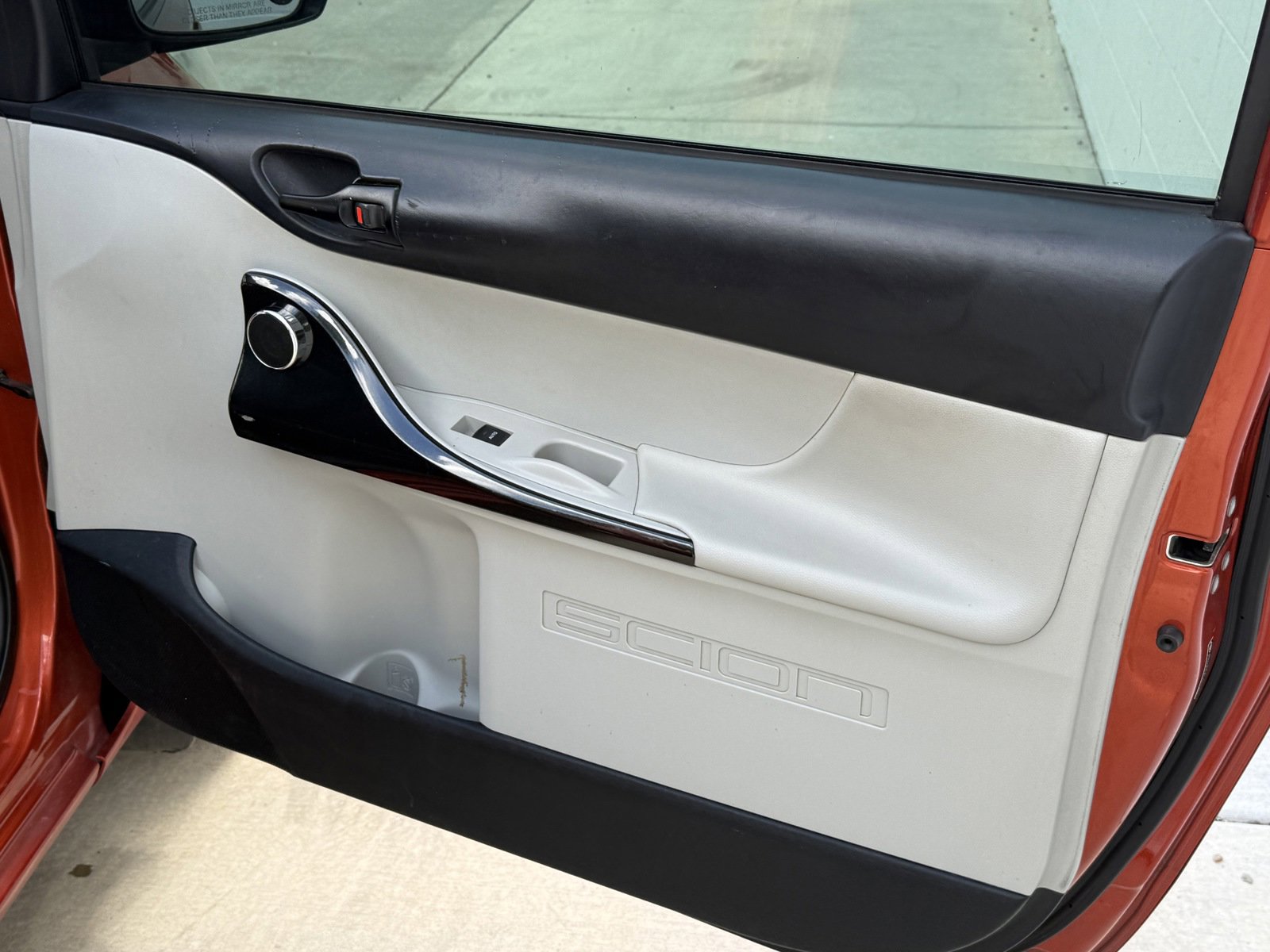Used 2012 Scion iQ w/ Rear Speaker Pkg FWD image 26