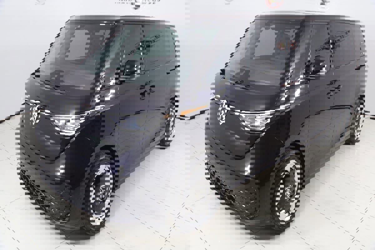Used 2025 Volkswagen ID. Buzz Pro S image 24