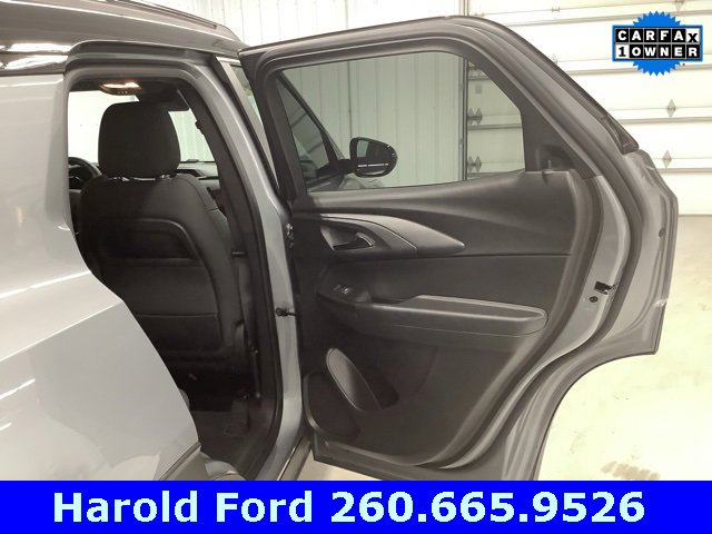 Used 2023 Chevrolet TrailBlazer RS w/ Convenience Package image 9