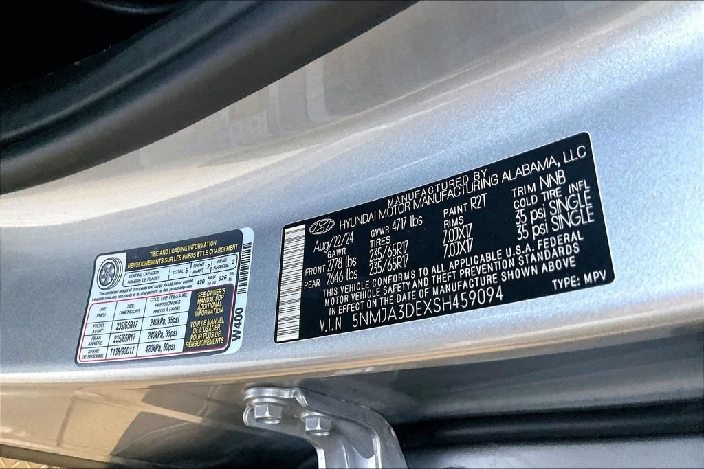 Used 2025 Hyundai Tucson SE FWD image 35
