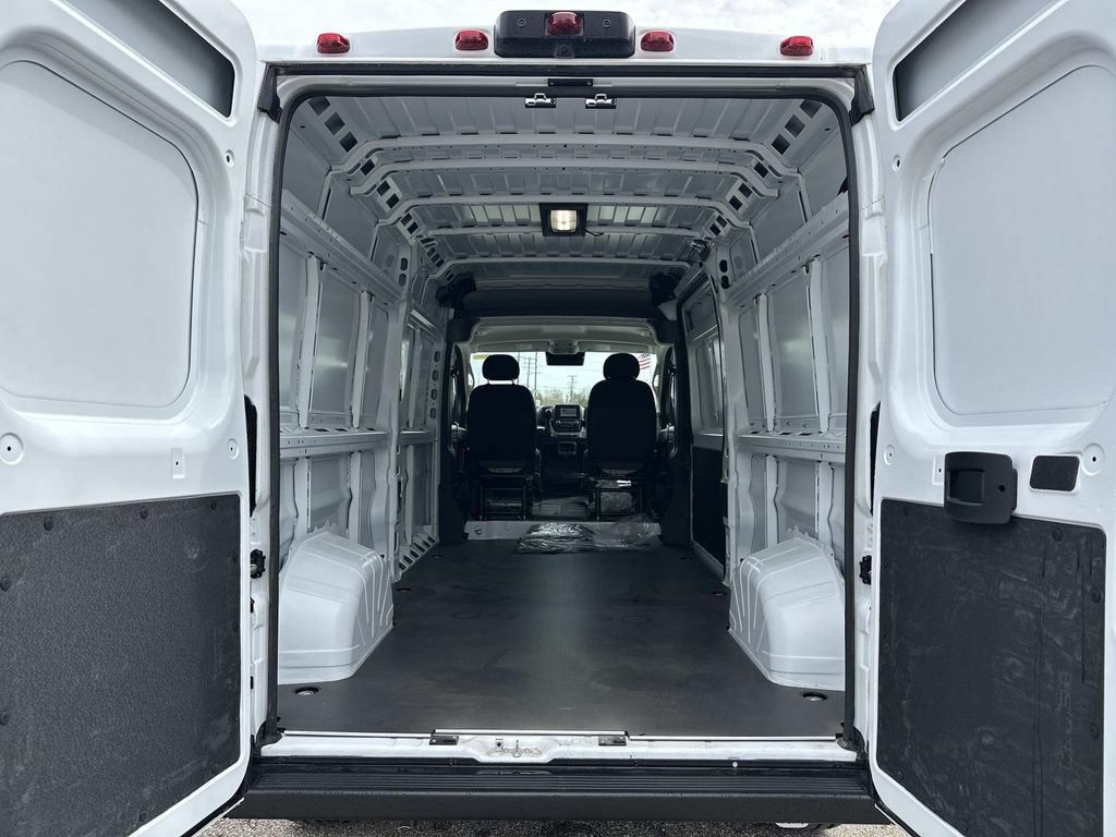 New 2026 RAM ProMaster 2500 w/ Convenience Group FWD image 9