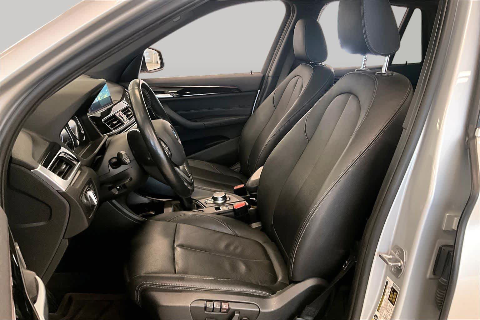 Used 2019 BMW X1 sDrive28i w/ Convenience Package FWD image 7