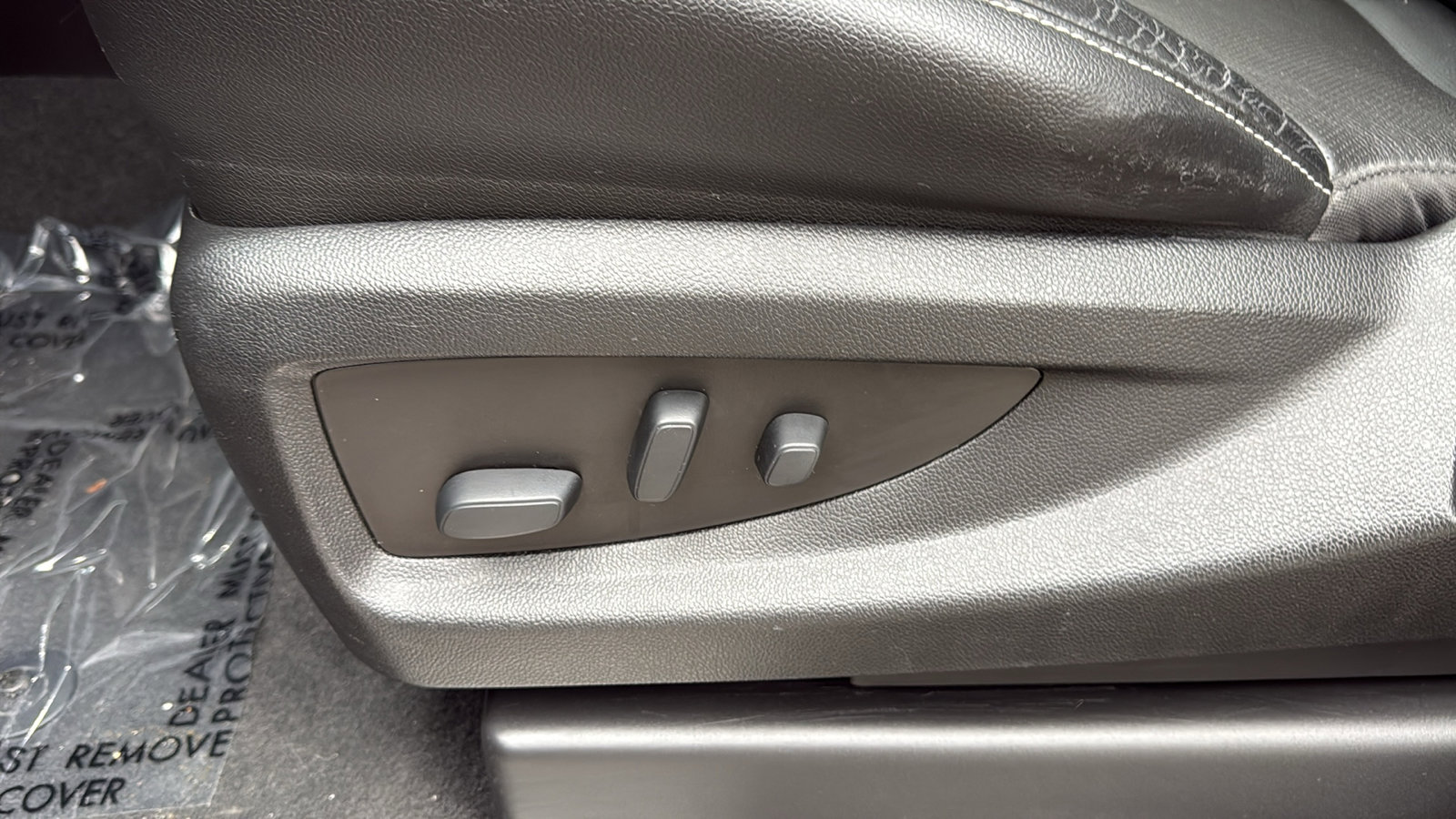 Used 2020 GMC Yukon SLT image 13