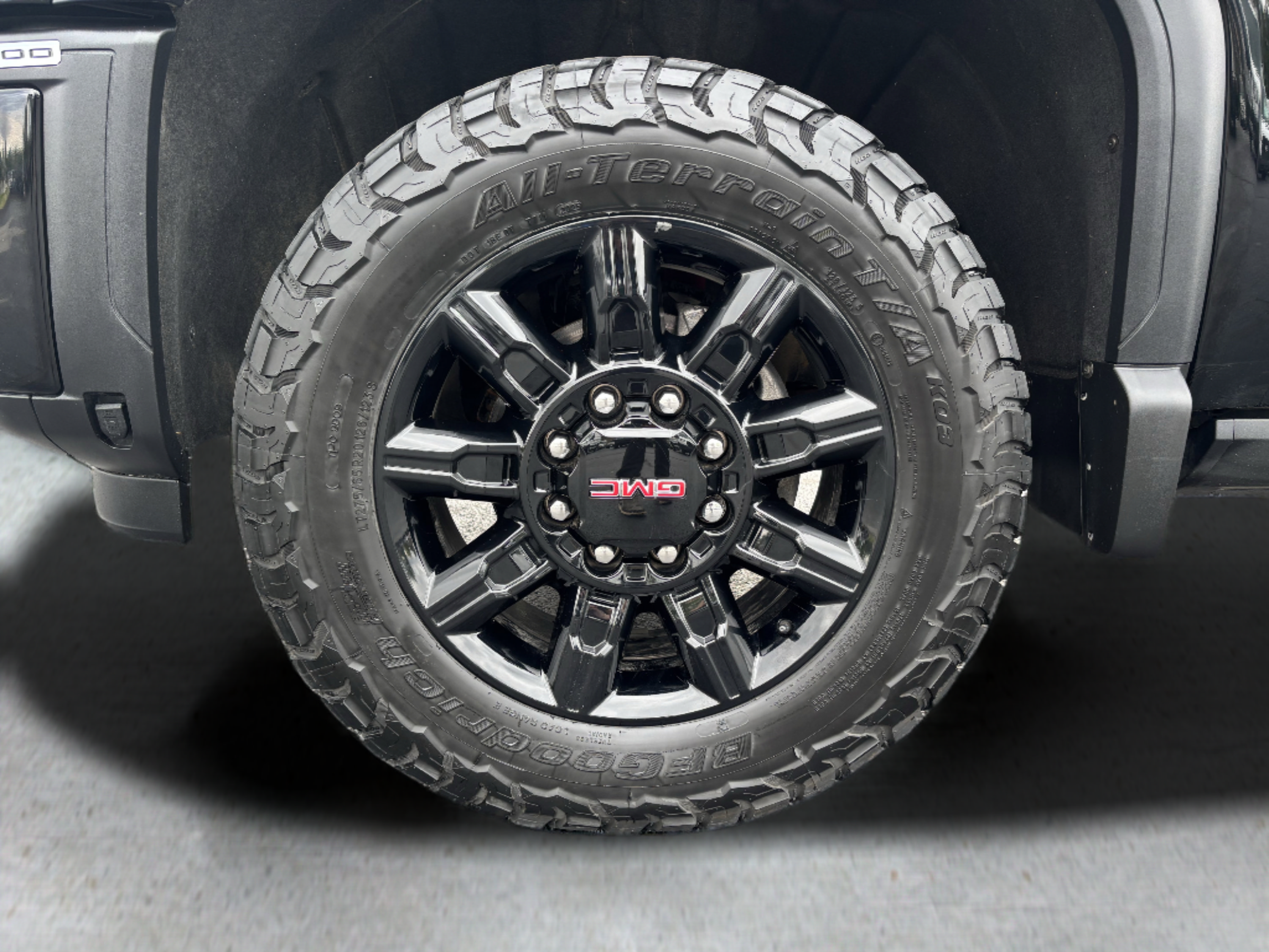 Used 2025 GMC Sierra 2500 AT4 w/ AT4 Premium Plus Package AWD/4WD image 36