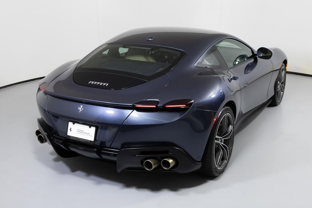 Used 2021 Ferrari Roma image 2