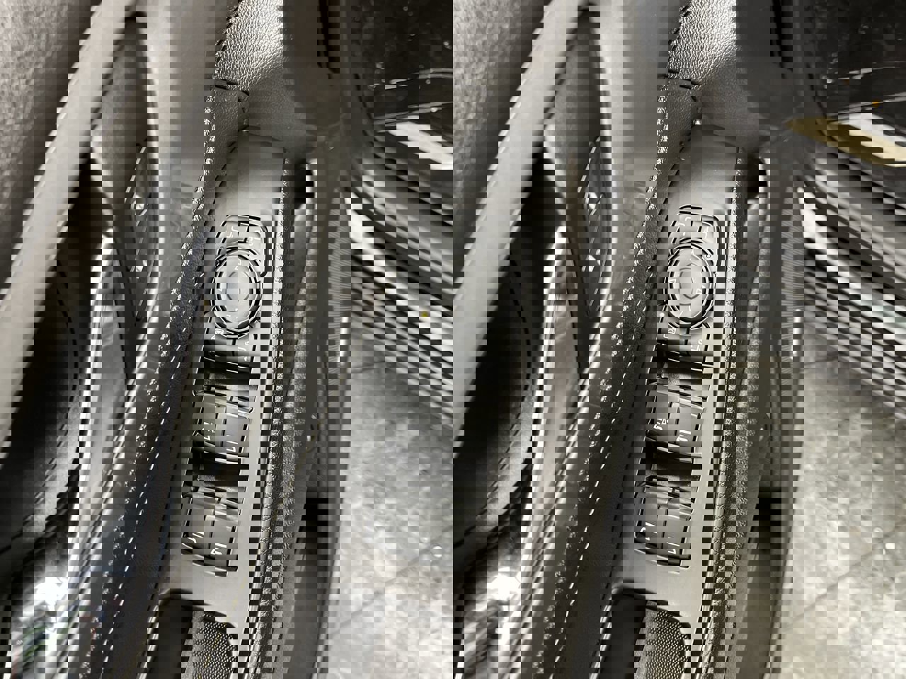 Certified 2023 Chevrolet Traverse LT w/ LT Premium Package image 10