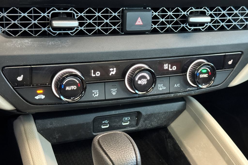 Used 2023 Honda Accord EX image 19