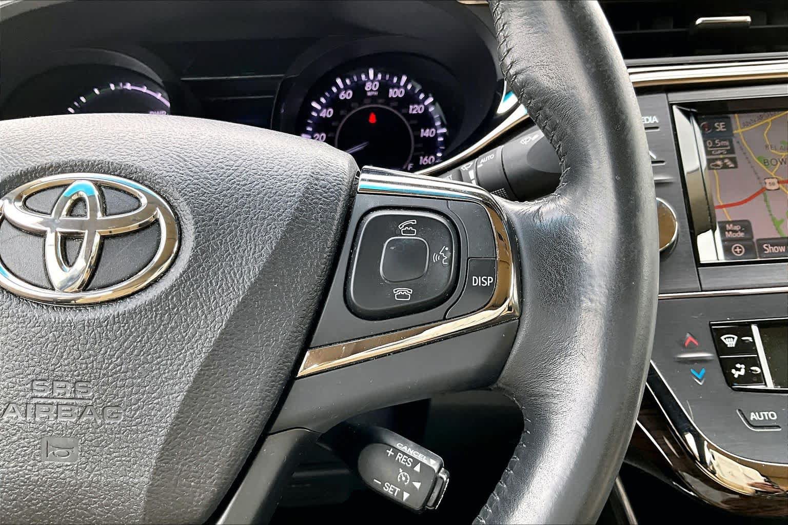 Used 2014 Toyota Avalon Limited FWD image 25
