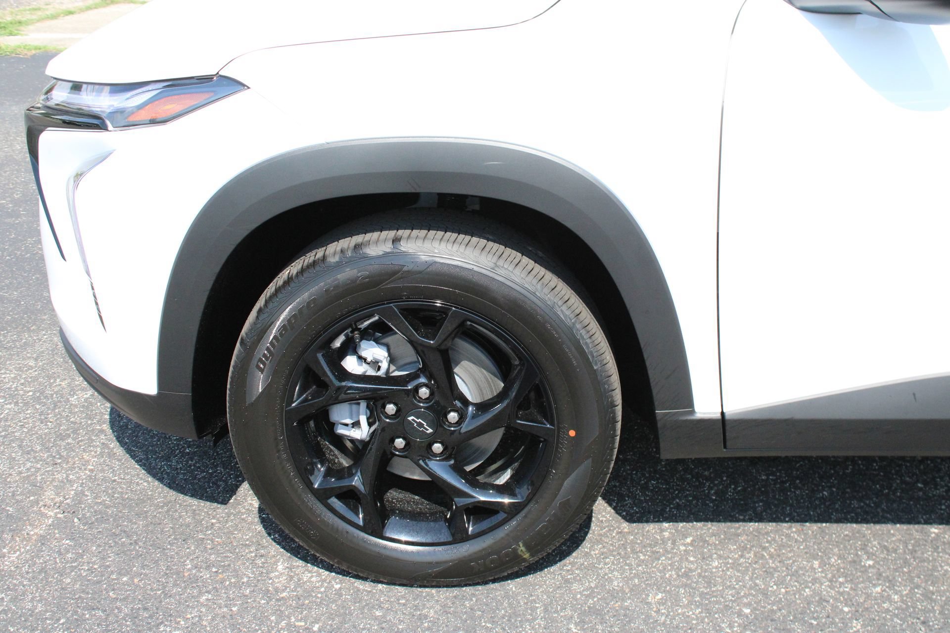 New 2026 Chevrolet Trax LT w/ Driver Confidence Package FWD image 11