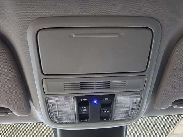Used 2023 Honda Odyssey EX-L image 24