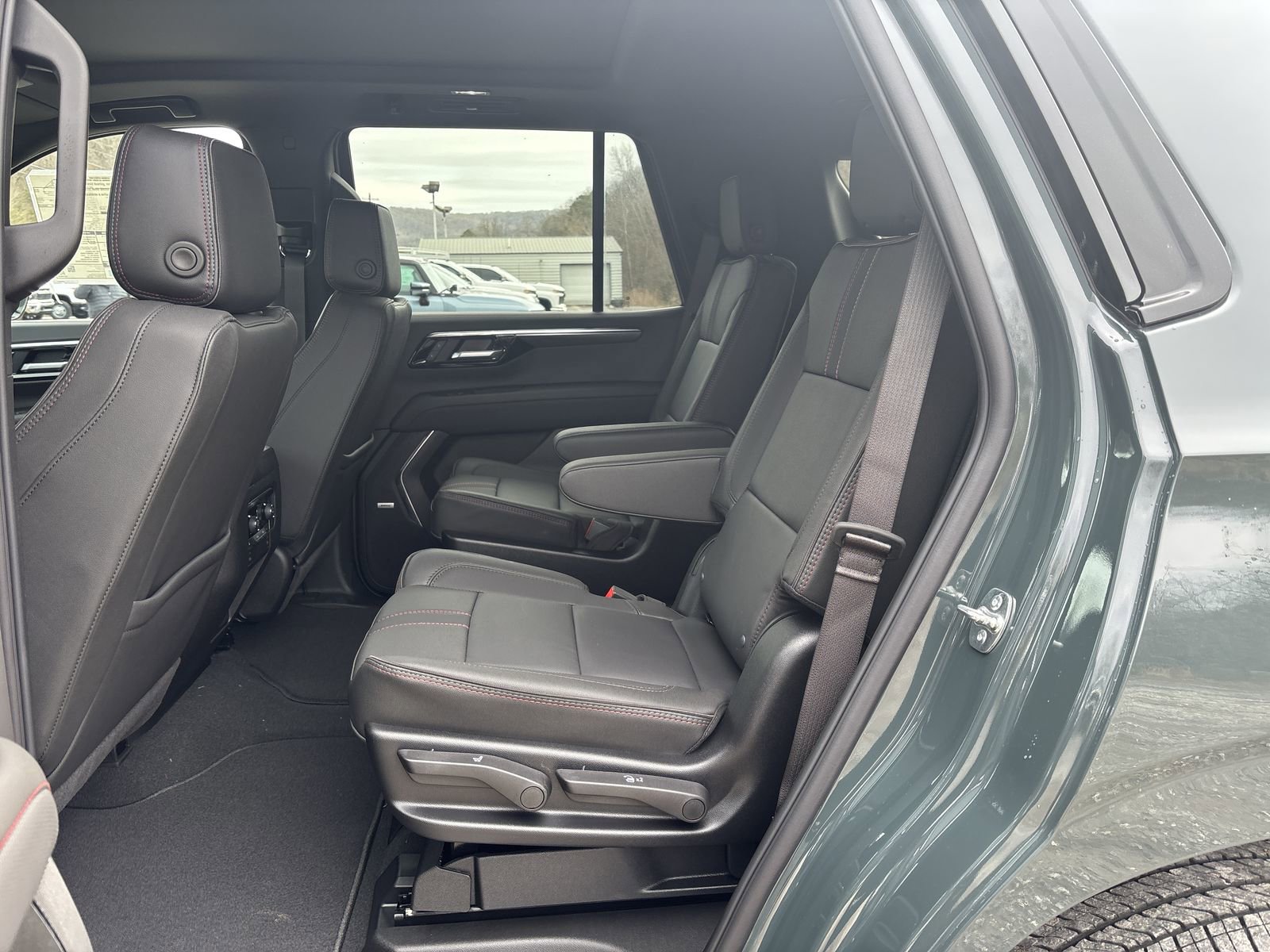 New 2026 Chevrolet Tahoe RST w/ Comfort Package AWD/4WD image 22
