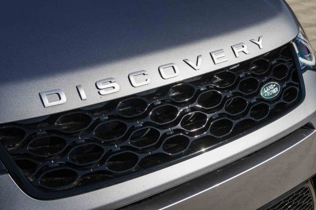 Certified 2024 Land Rover Discovery Sport S image 11