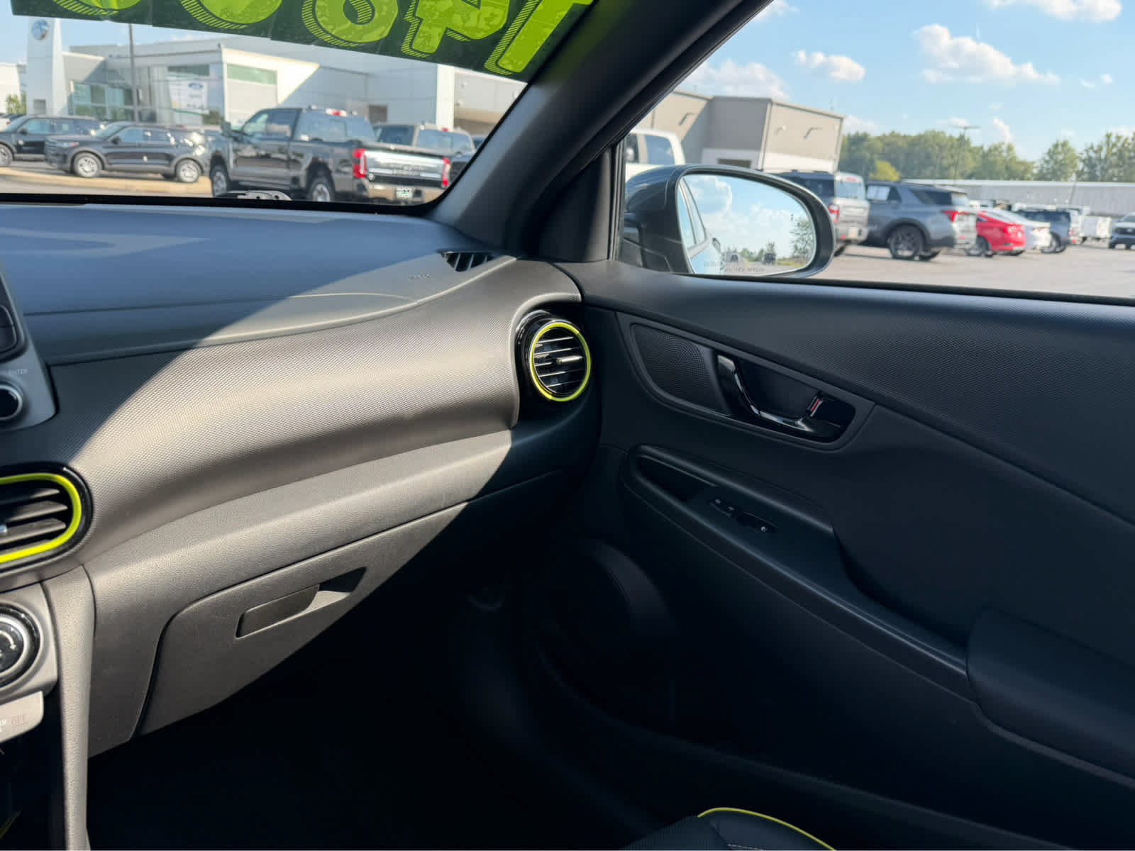 Used 2018 Hyundai Kona Limited AWD/4WD image 26