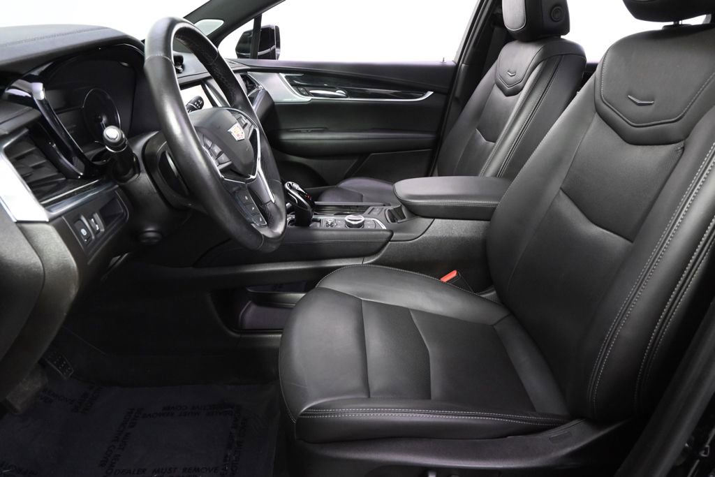 Certified 2023 Cadillac XT5 Premium Luxury AWD/4WD image 13