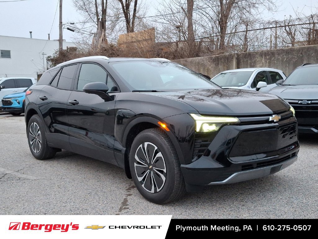 New 2026 Chevrolet Blazer EV LT AWD/4WD image 2