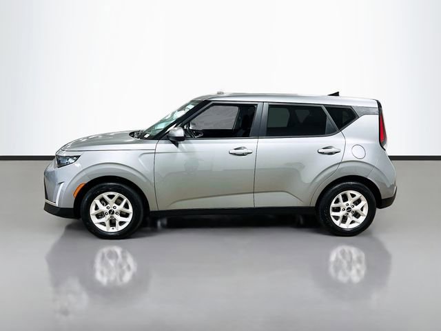 Certified 2024 Kia Soul LX w/ Option Group 015 FWD image 4