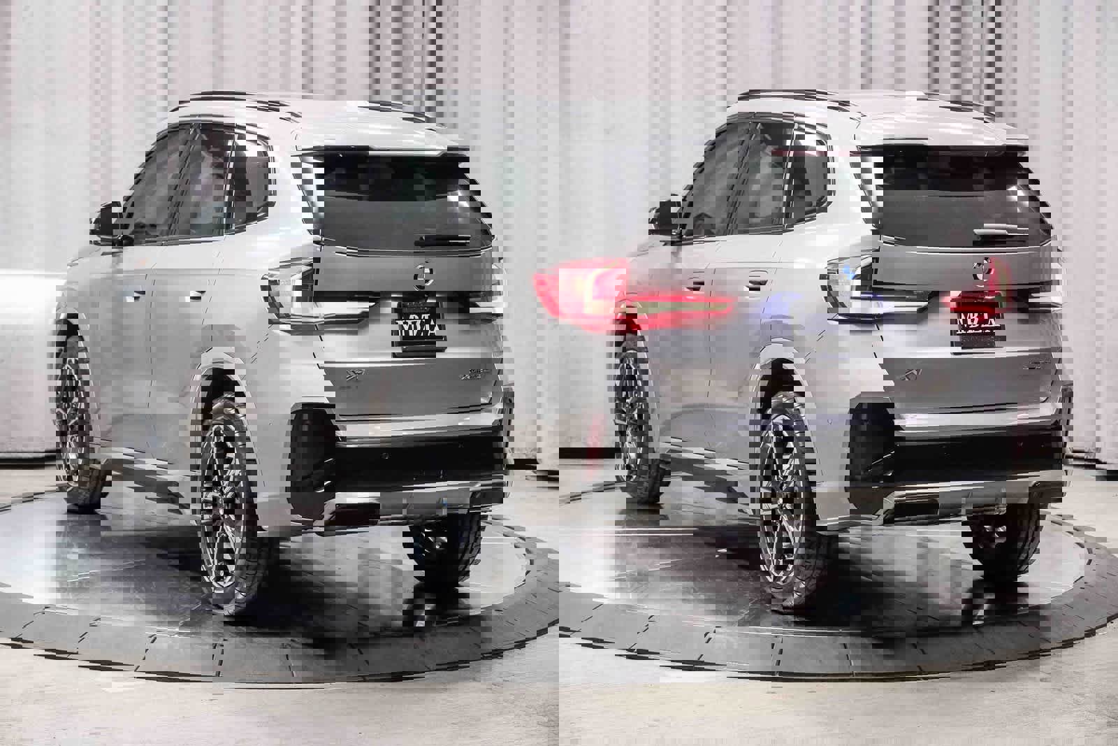 Used 2023 BMW X1 xDrive28i w/ M Sport Package image 2