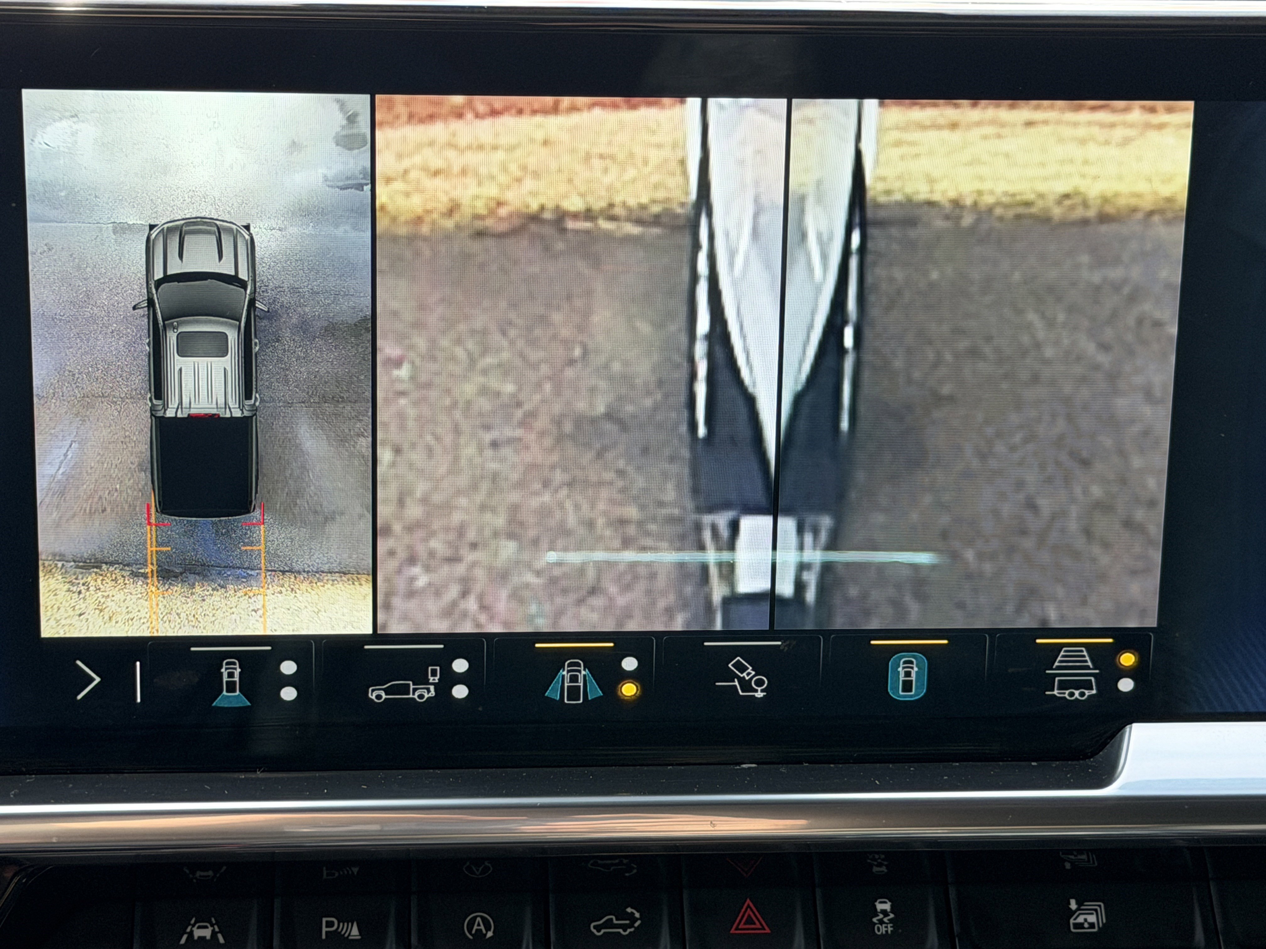 Used 2023 Chevrolet Silverado 1500 LTZ AWD/4WD image 35