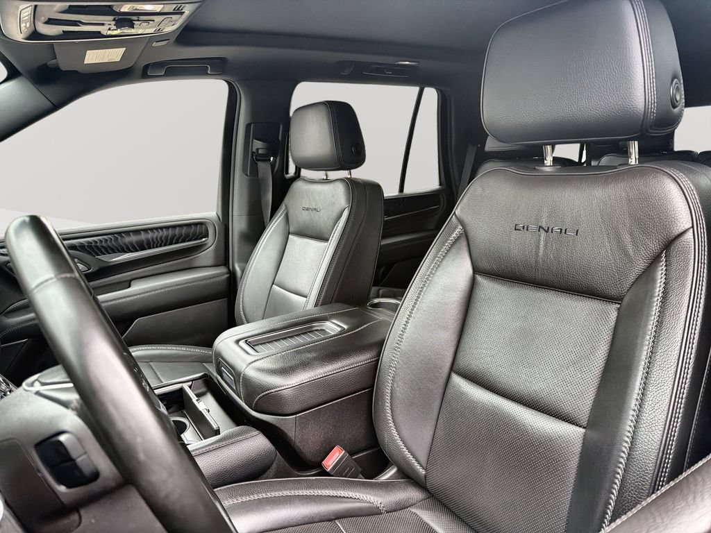 Used 2024 GMC Yukon Denali AWD/4WD image 13