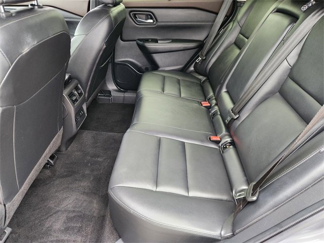 Used 2023 Nissan Rogue SL w/ SL Premium Package image 30